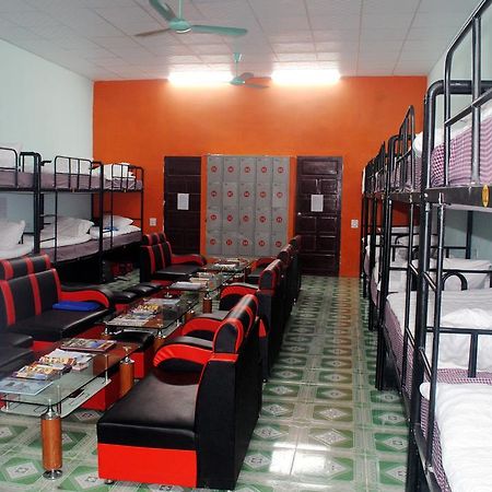 Phong Nha Backpacker Hostel ภายนอก รูปภาพ