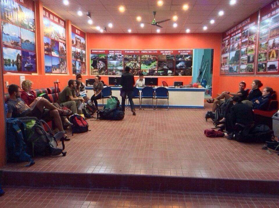 Phong Nha Backpacker Hostel ภายนอก รูปภาพ