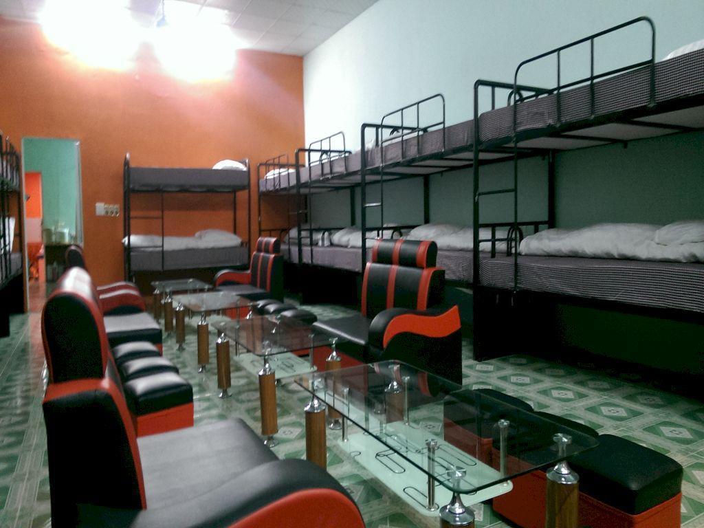 Phong Nha Backpacker Hostel ภายนอก รูปภาพ