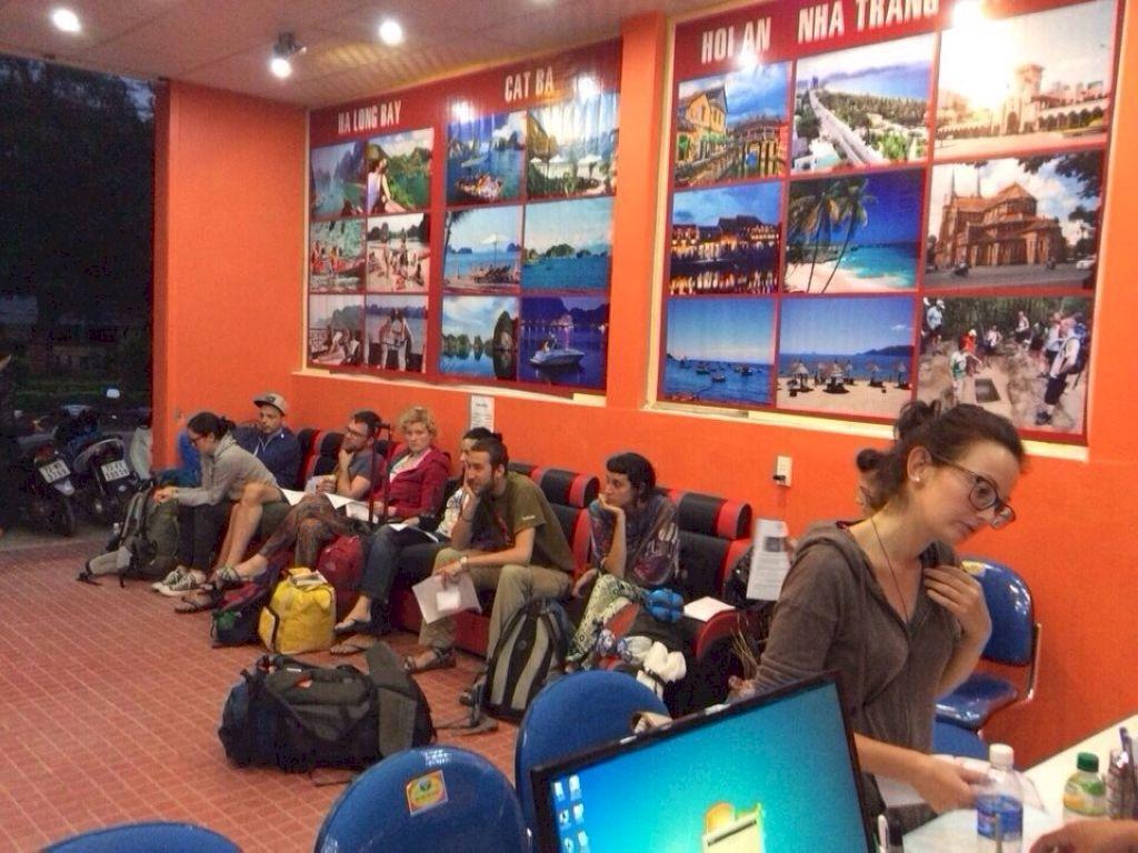 Phong Nha Backpacker Hostel ภายนอก รูปภาพ